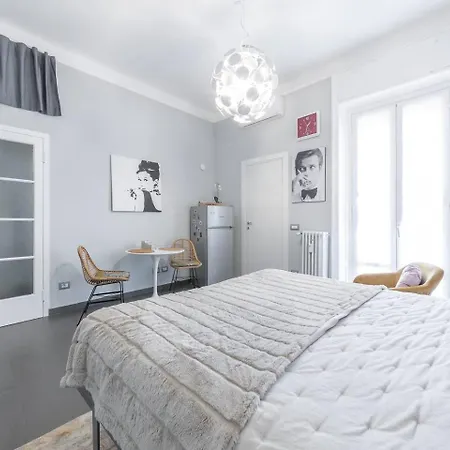 Monolocale Vicino Metro E Aeroporto Linate Appartement Milaan